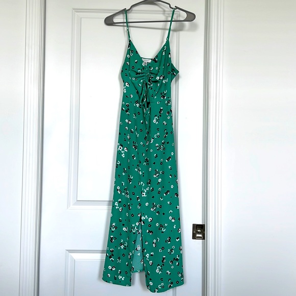 Topshop Dresses & Skirts - Top Shop Green Floral Dress US 4